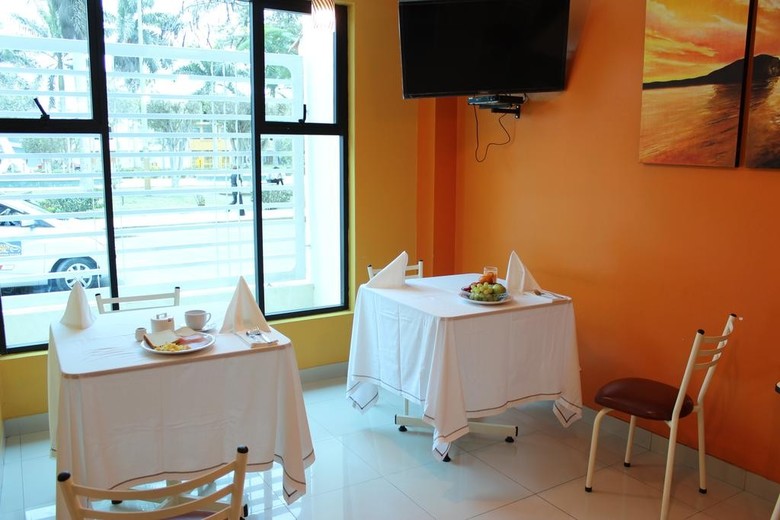Alejandra Hotel