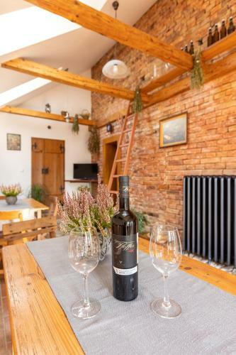 Hostal Penzion Ta?ner