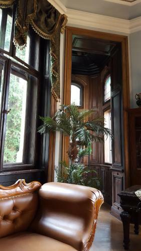 Hostal Romantic Chateau Krasna Lipa