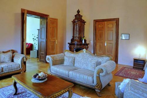 Hotel Zamek Cerveny Hradek