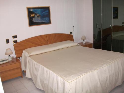 Hostal Holidays Baia D'amalfi