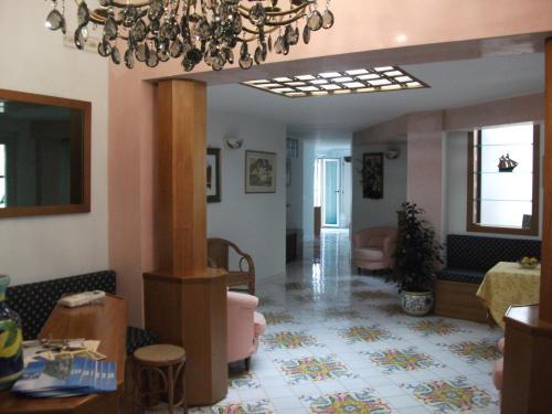 Hostal Holidays Baia D'amalfi