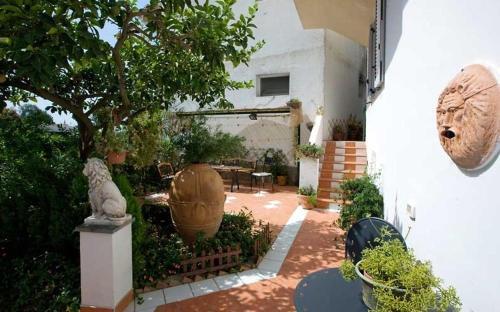 B&B Angelide