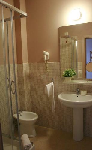 Ankon Hotel