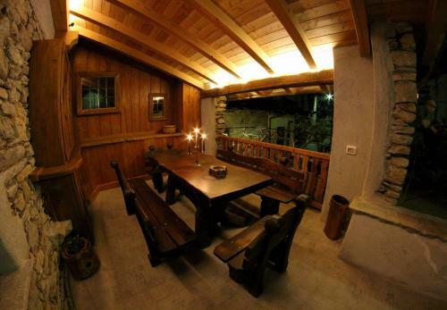 Hostal Maison Du-noyer