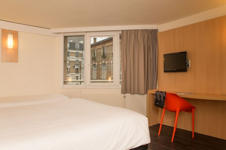 Hotel Ibis Paris Brancion Parc Des Expositions
