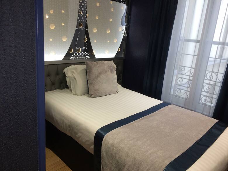 Hotel Les Bulles De Paris