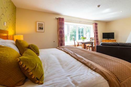 Ingon Manor Hotel Golf & Country Club