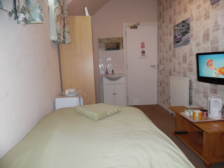 Bed & Breakfast Kirk Lea Guest House