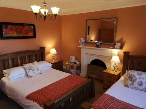 Bed & Breakfast Hay Lodge