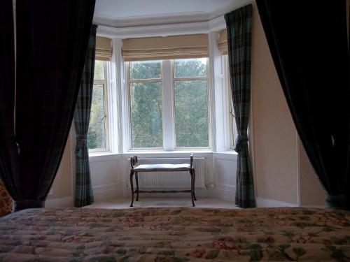 Hostal Carnach House