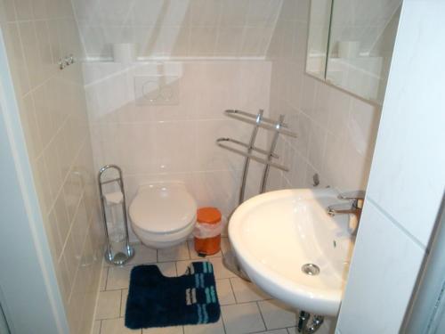 Pension Min H�sing