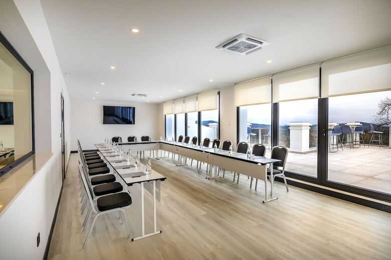 Hotel Barcel� Aracena