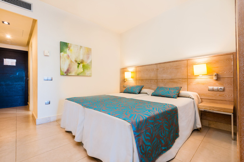 Kn Hotel Arenas Del Mar Adults Only