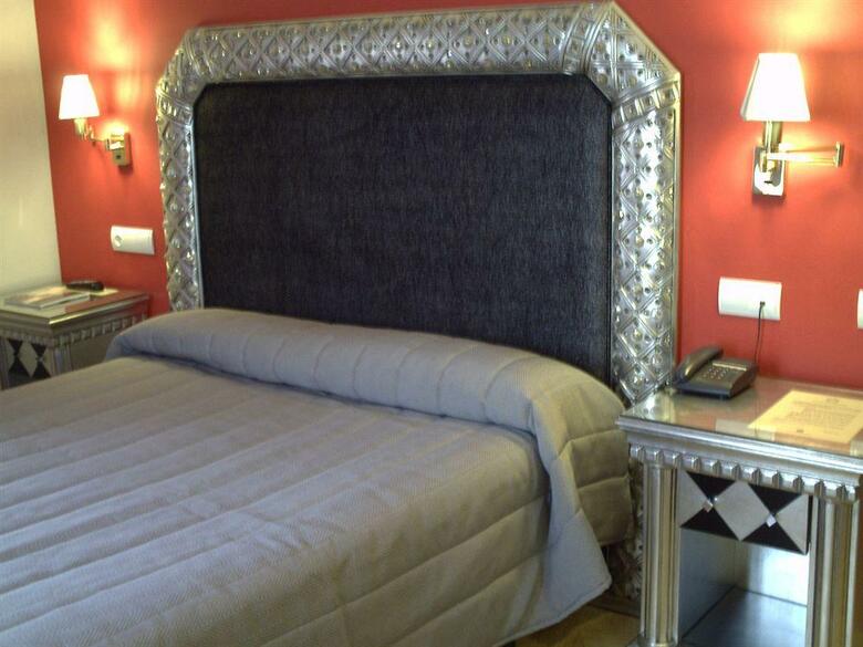 Hotel Adriano