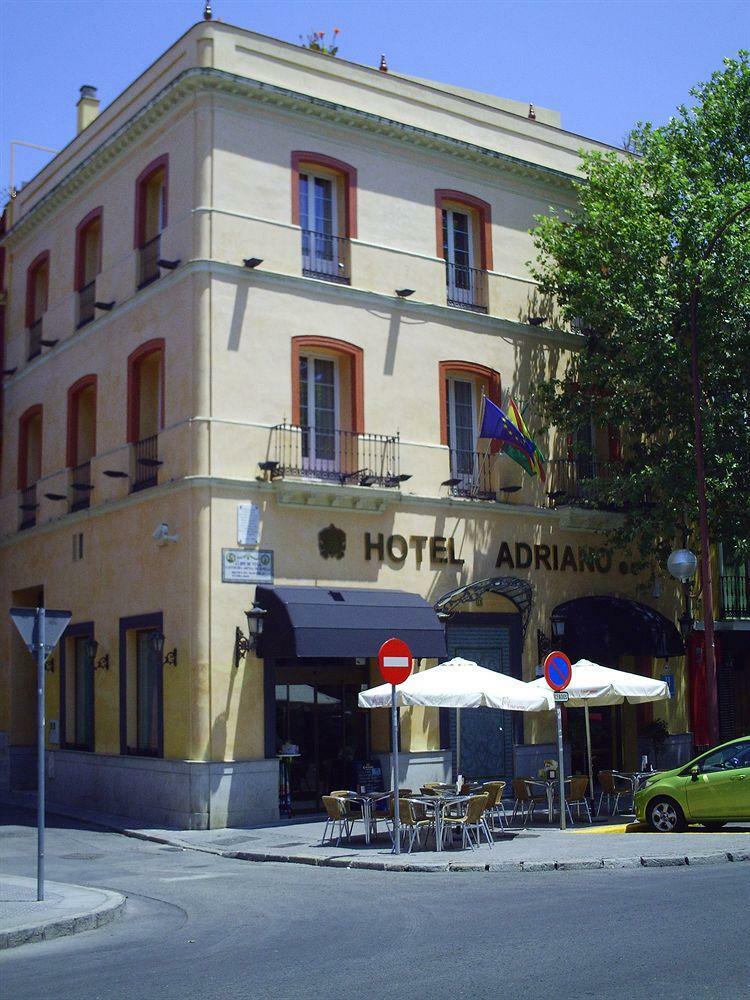 Hotel Adriano