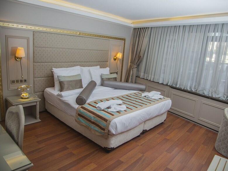 Bilinc Hotel