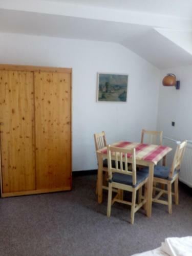 Hostal Pension Rychta