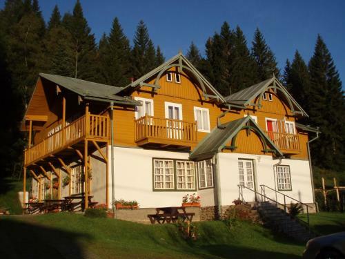 Hostal Pension Rychta