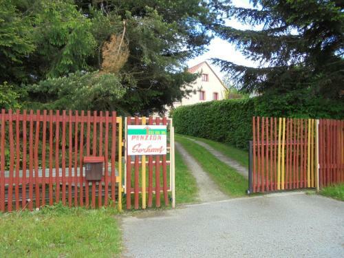 Hostal Penzion Serhant