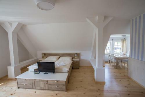 Hostal Penzion Statek Bernard