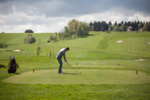 Hotel Grund Resort Golf And Ski