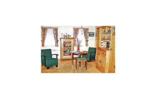 Holiday Home Mezn�