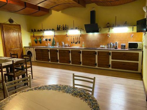 Hostal Penzion Kr�sn� Dv?r
