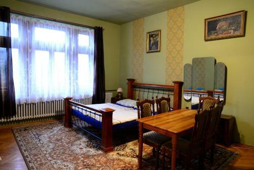 Hostal Penzion Vila Yehla