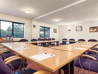 Hotel Days Inn Chesterfield (Tibshelf)