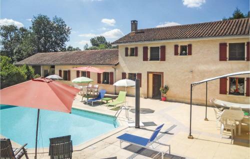 Holiday Home Moulin Cacaud N-609