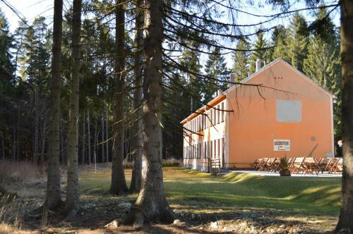 Hostal Penzion ?umavous