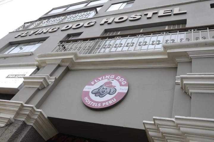 Flying Dog Hostel Lima