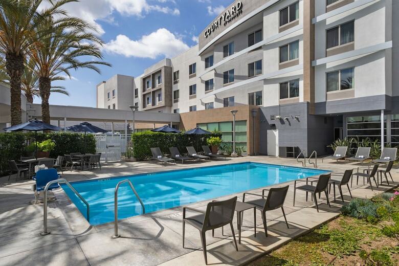 Hotel Courtyard Long Beach Airport