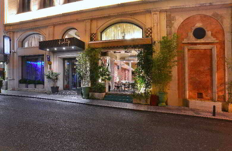 Hotel Pera Tulip