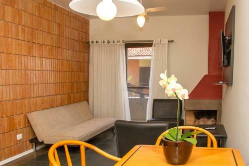 Hostal Pousada Larimor