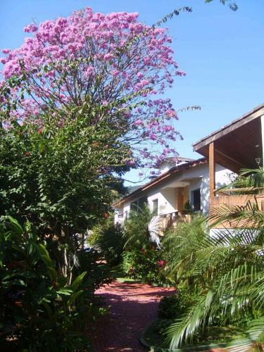 Hostal Pousada Larimor