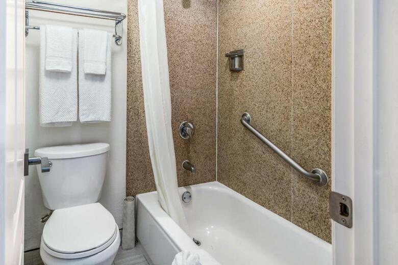 Hotel Rodeway Inn Long Beach