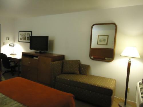Motel Maple Inn And Suites Los Banos