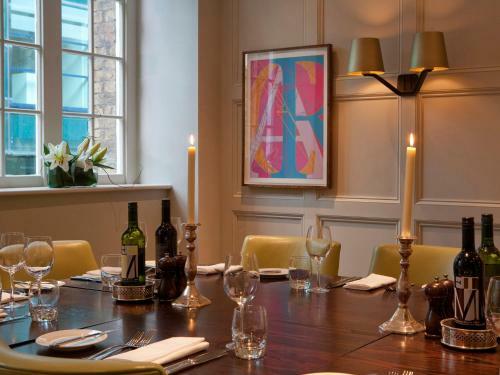Hotel London City Suites