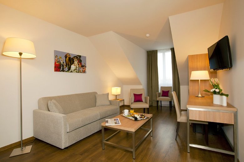 Hotel Residhome Roissy Park