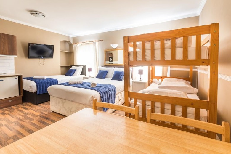 Hotel Collin House