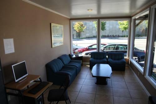 Motel Seatac Inn