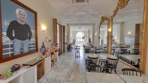 Hotel H�tel L'orque Bleue