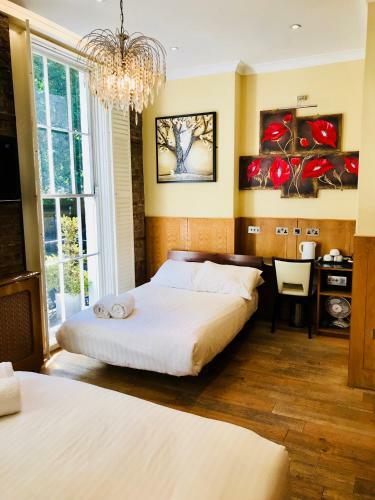 Hostal Melville Hotel