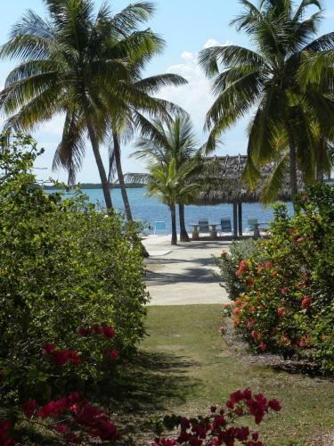 Posada Rock Reef Resort