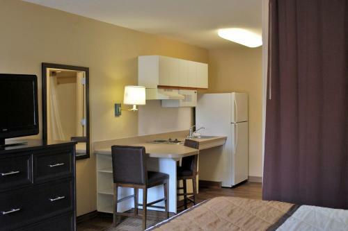Hotel Extended Stay America - St. Louis Airport - Central