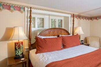 Bed & Breakfast Ballastone Inn