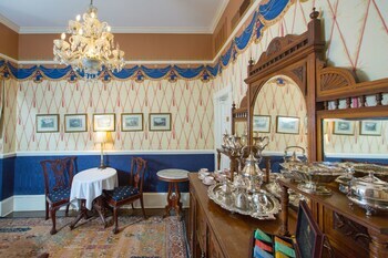 Bed & Breakfast Ballastone Inn