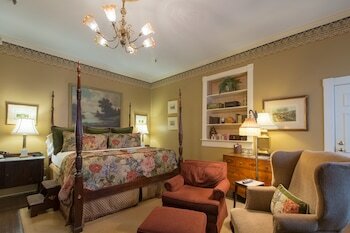 Bed & Breakfast Ballastone Inn